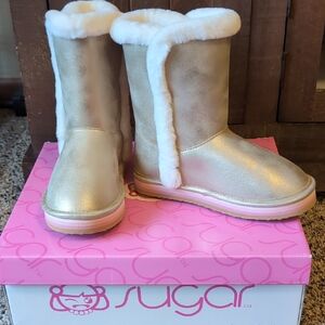 Sugar Kids Shimmering Gold Boots